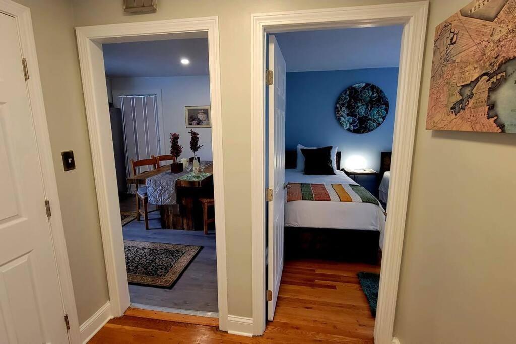Unique & Peaceful Boston Home ภายนอก รูปภาพ
